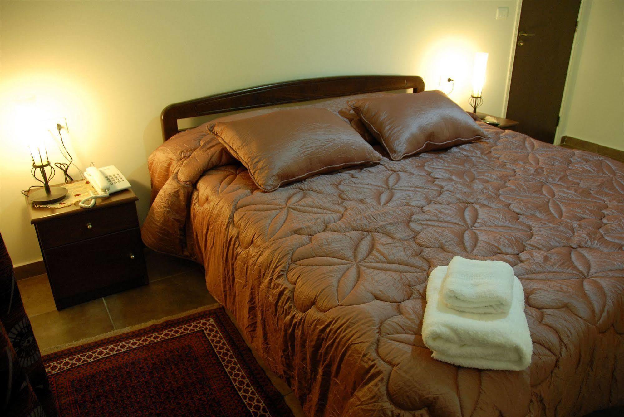 Iris Flower Hotel Jezzine Luaran gambar